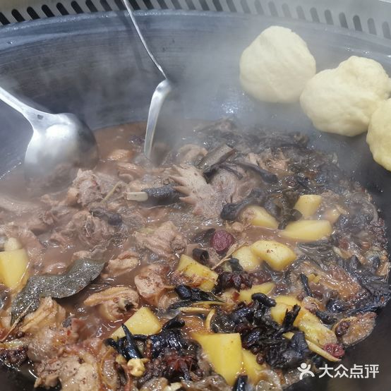 东北特色木香居铁锅炖(建设南路店)