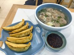 -老新隆牛肉锅贴(新街口店)