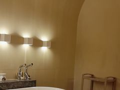 -快乐大桶水养生足浴SPA(前兴路店)