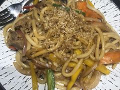 -旺角里·榴莲鸡煲(兴华商场分店)