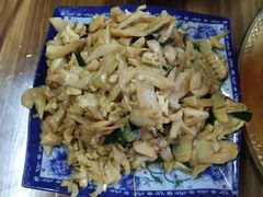 -七彩云酸水鱼(龙胜十七分店)