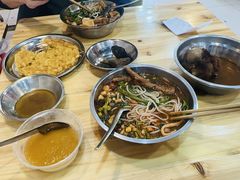 -柳州肥姨妈大骨螺蛳粉(东靖路店)