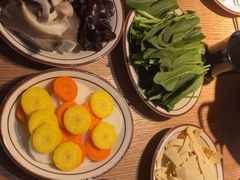 -纳鲁孜·新疆特色餐厅(上海悦荟广场店)