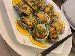 蒸鲍鱼-东豪园林海鲜酒家(南港路辅路店)