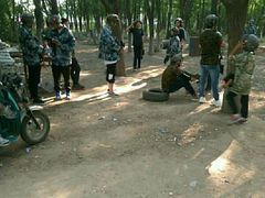 -亲兄弟真人CS团建拓展基地
