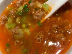 -海底捞火锅鲜切牛肉主题店(长寿路店)
