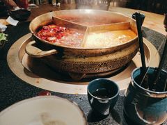 -湊湊火锅·茶憩(南京东路悦荟店)