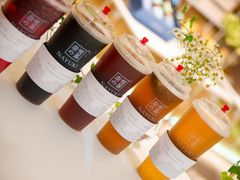 -奈雪的茶(湖滨银泰in77C区PRO店)
