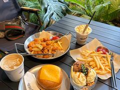 -J Create城市露营咖啡·简餐·宠物(上海动物园店)