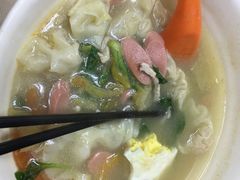 三鲜馄饨-刘长兴(三牌楼店)