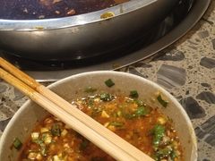 梭边鱼-肖肖酸萝卜鱼火锅(总店)