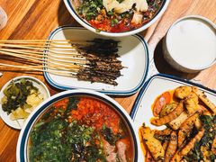 -云阿蛮云南生烫牛肉米线(奉贤路店)