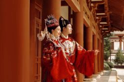 -蒙太奇婚纱摄影(万达店)