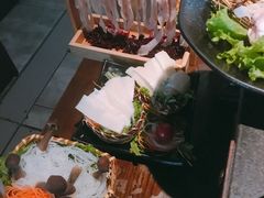 -湊湊火锅·茶憩(新中关购物中心店)