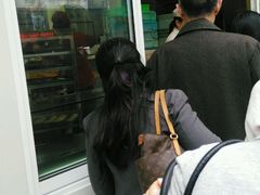 -上海哈尔滨食品厂(汇联商厦店)