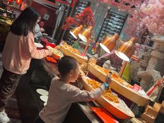 -四海一家自助餐(益田假日广场店)