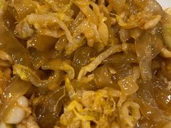 东北酸菜炒粉条-周家大连水饺(美专校街店)