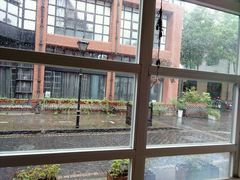 android_upload_pic-钟书阁(松江泰晤士小镇店)