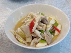 -汗腾格里·风味餐厅(新疆驻京办店)