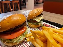 -The Habit Burger Grill 哈比特汉堡(复兴soho店)
