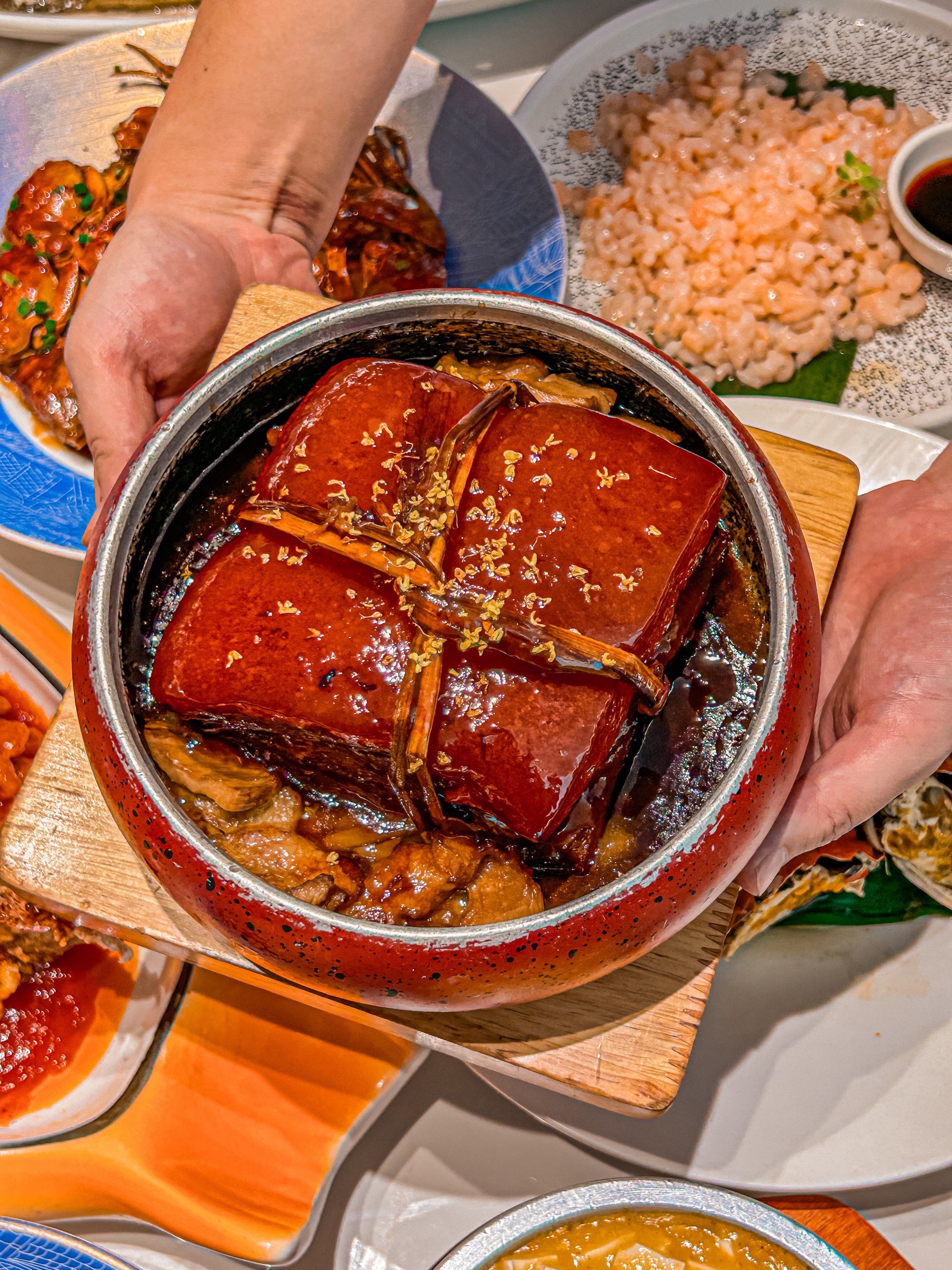 一口酥烂稻草扎肉的幸福