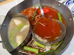 -王奋斗贵州酸汤牛肉火锅
