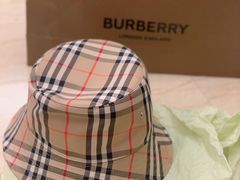 -BURBERRY(上海港汇恒隆广场店)