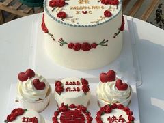 -咖咖熊蛋糕定制·英国蓝风车动物性淡奶油