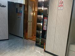 -逸米酒店(广州中山大学附属第一医院东山口地铁站店)