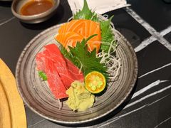 -山川小町·极番烧肉(新地假日广场店)