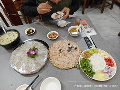 -官塘陈记鱼生·潮汕砂锅粥·牛肉火锅(潮枫路总店)
