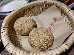 -魁盛居百年鲁菜馆(县西巷店)