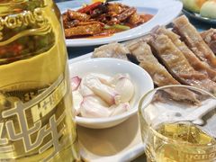 -清真·胖妈妈手抓餐厅(定西路长城宾馆店)
