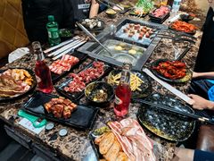 -牛里牛气· 榴莲海鲜鲜牛肉自助火锅·烤肉(横岗店)