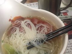 -新大咀港式茶餐厅(宝山万达店)