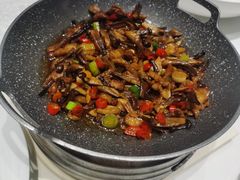 -贝勒爷·酥不腻烤鸭