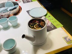 -洪氏嗨捞·猪肚鸡火锅(阳光天地店)