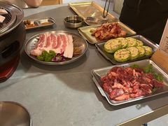-围炉肉舍丹东海鲜烤肉·烤活鳗(步行街店)