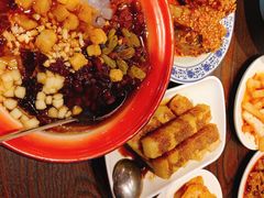 -爆炸头阿姨小四川正宗川味小吃(无任何分店)