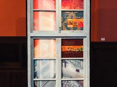-Nathalie Djurberg与Hans Berg“牛皮纸包裹的月亮”-Prada荣宅当季展览