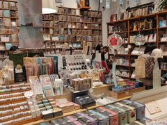 -猫的天空之城概念书店(苏州平江店)