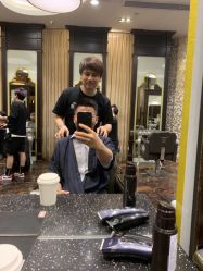 点击看大图 -八佰伴8008星级形象店