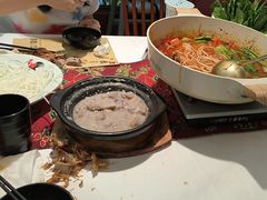 -刘姐啤酒鱼民族演艺餐厅(西街总店)