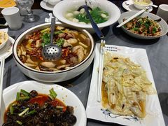 -蔼若春.传承三十年云南菜(金碧公园店)