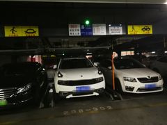 -近铁城市广场-停车场