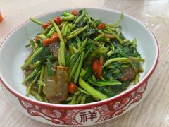 -英子家庭菜馆(系马桩店)