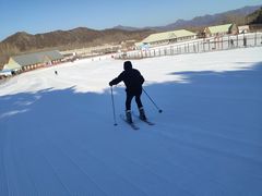 -十三陵雪世界滑雪场