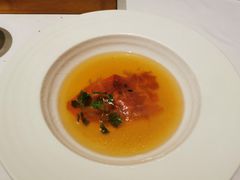 伊比利亚火腿牛肝菌法式鸡肉清汤-蝶舍·MAISON PAPILLON