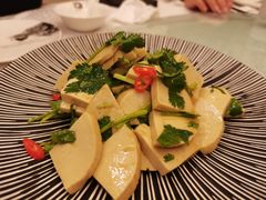 香菜拌小素鸡-淮扬韵.淮扬味道