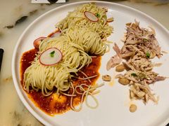 鸡丝拌面-桂满陇天书(南京德基旗舰店)